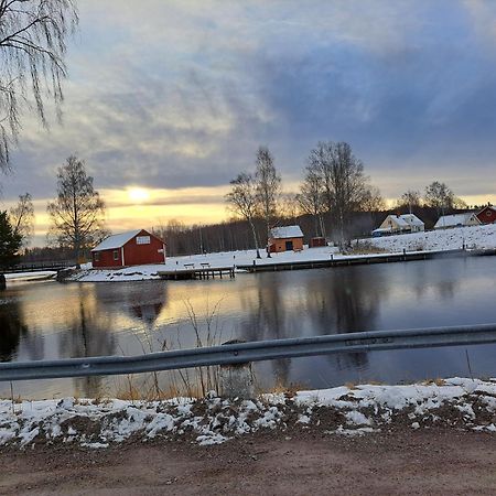 Myntloftet Borlaenge Med Inglasad Bubbelbad Экстерьер фото